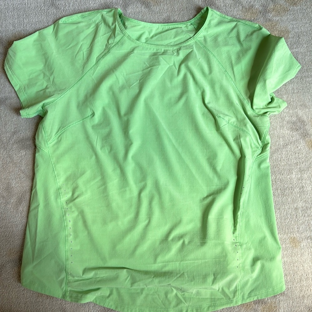 Lululemon short sleeve